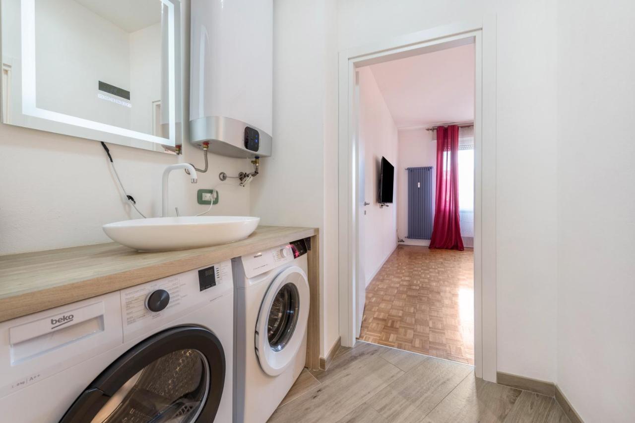Apartment Center